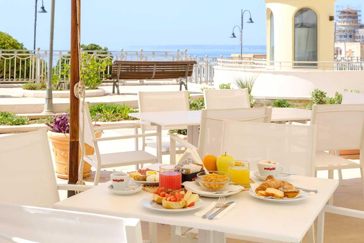Grand Hotel Mediterraneo Санта-Чезареа-Терме Экстерьер фото